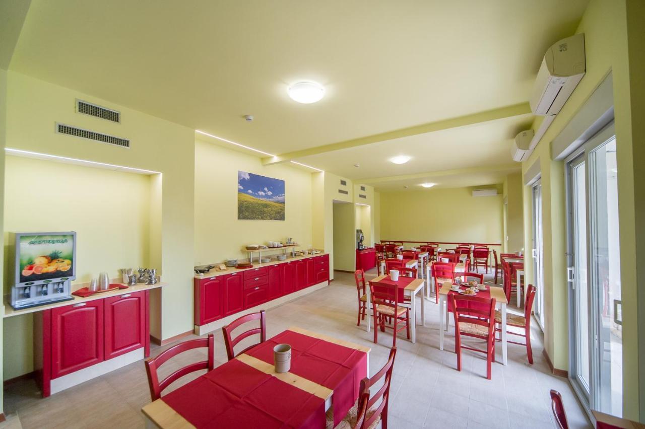 Hotel Foresteria Вольтерра Экстерьер фото