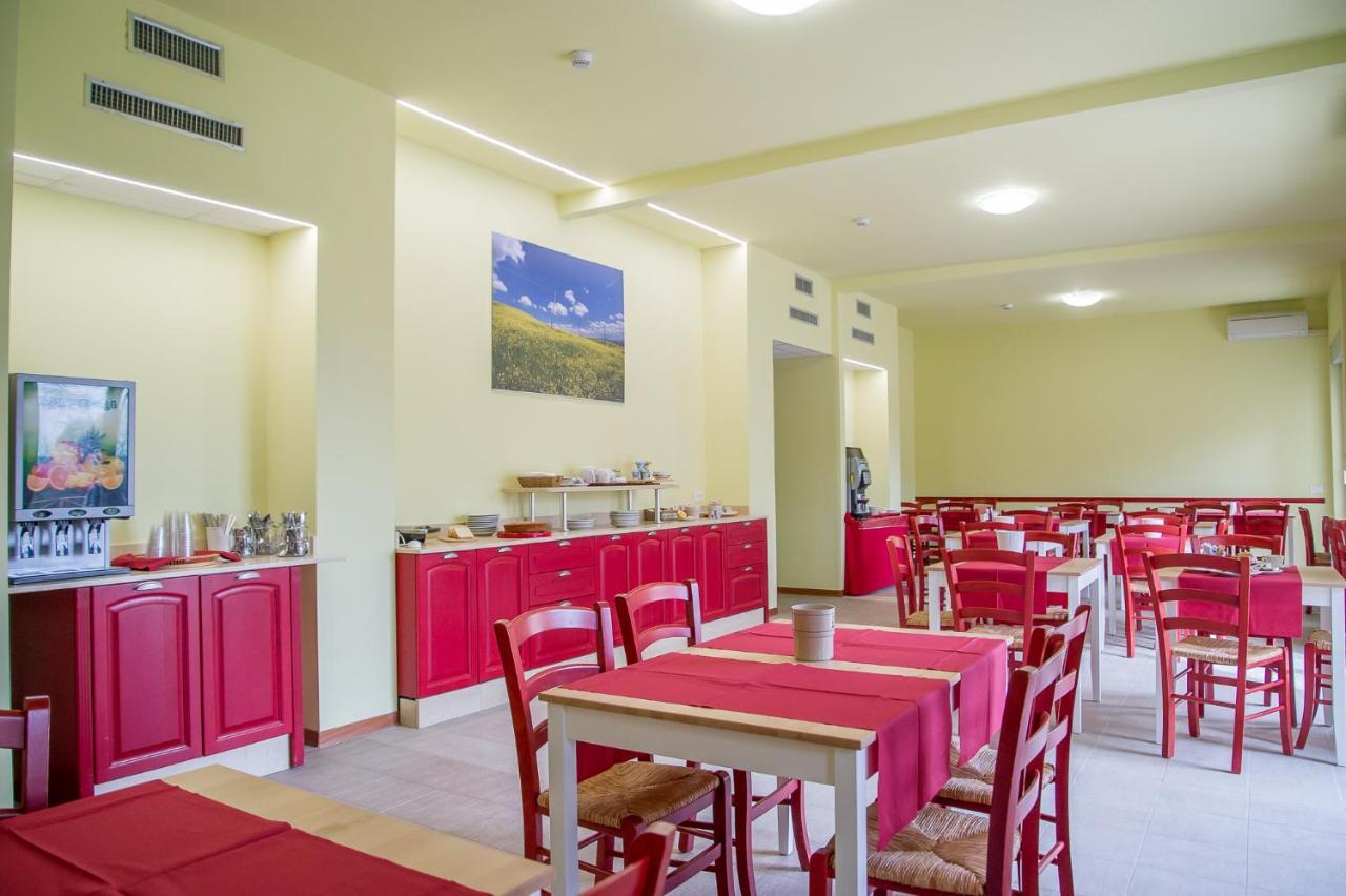 Hotel Foresteria Вольтерра Экстерьер фото