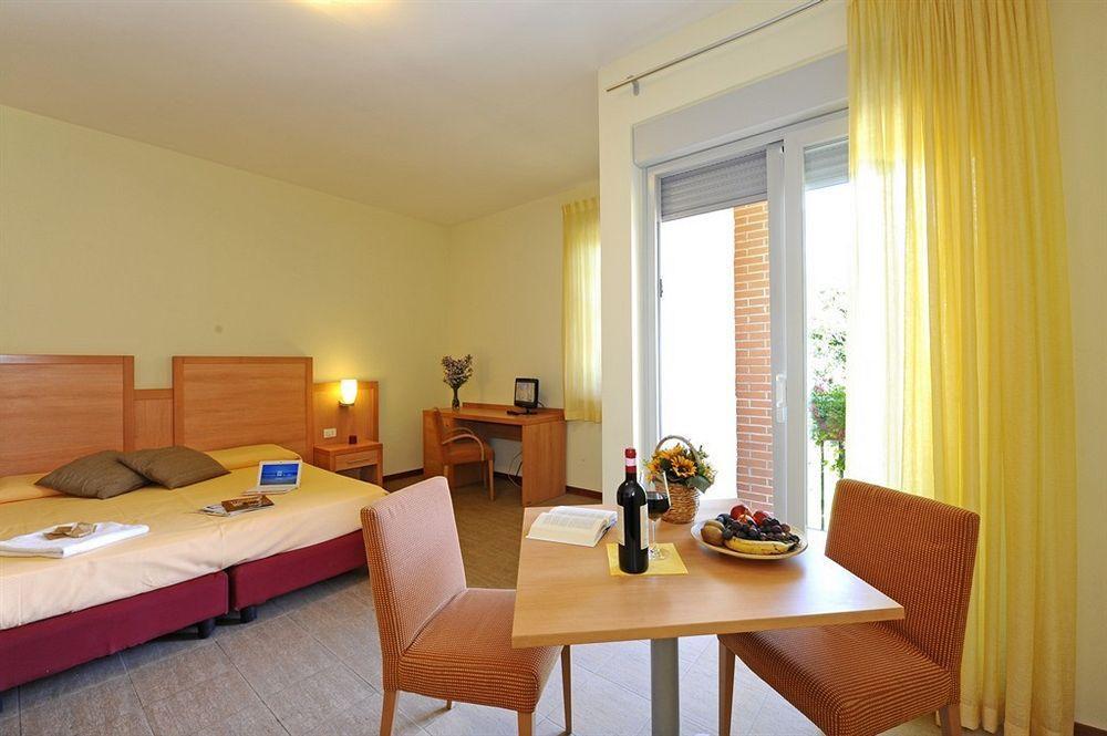 Hotel Foresteria Вольтерра Экстерьер фото