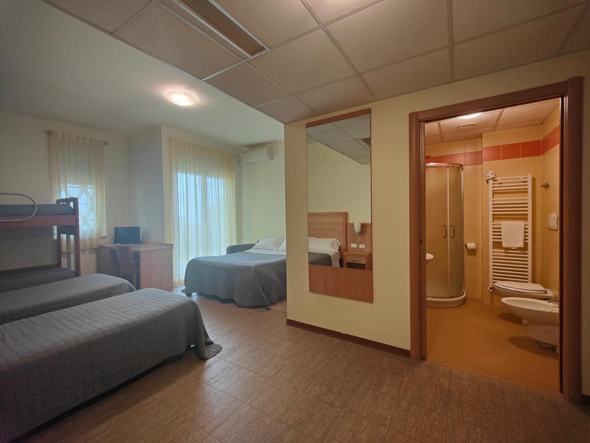 Hotel Foresteria Вольтерра Экстерьер фото